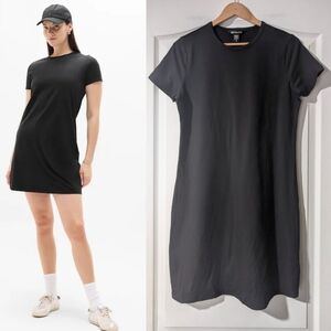 NEW! Athleta | Essential Tee Dress In Black